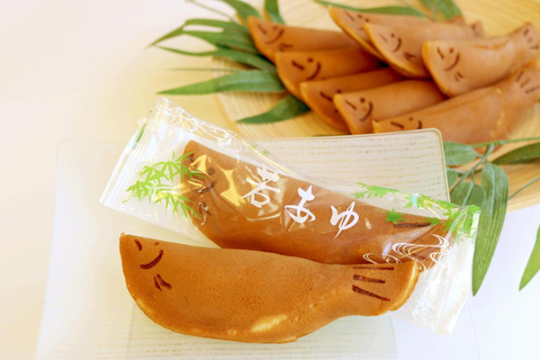 季節の銘菓「若あゆ」